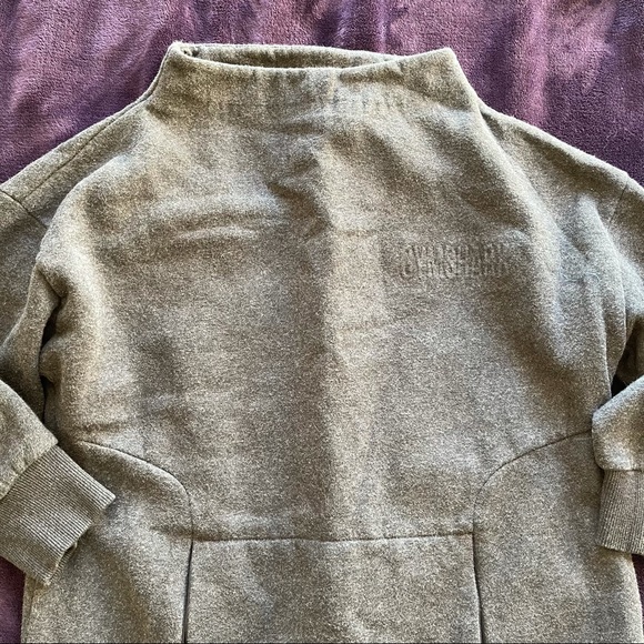 Gymshark gray sweater dress - Picture 2 of 3